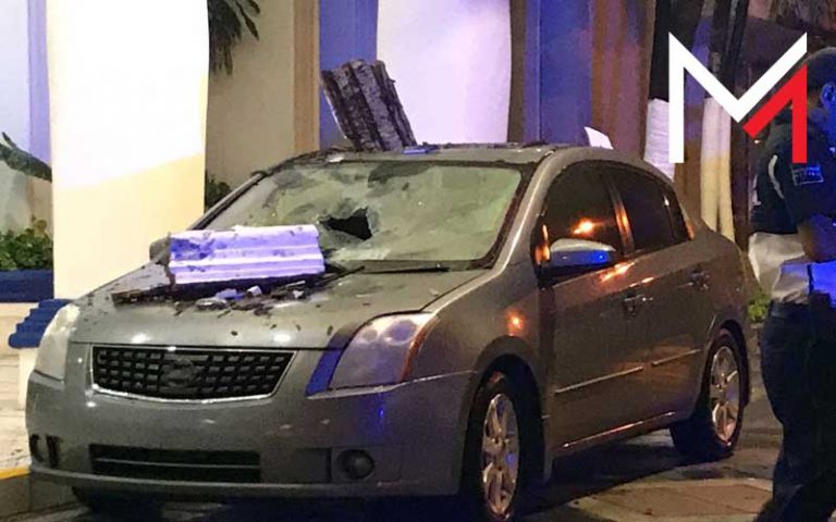 Les cae encima pedazo de hotel.