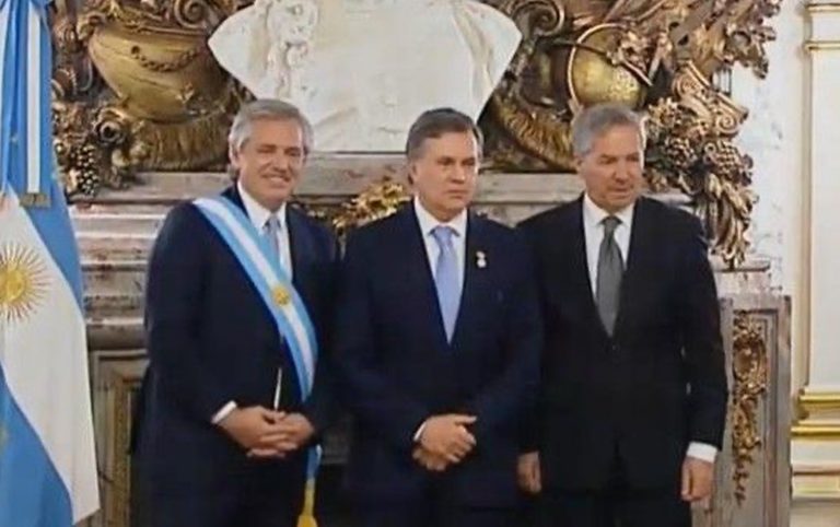 El Director General del IICA participó de las ceremonias de asunción del nuevo presidente de Argentina, Alberto Fernández El Director General del IICA participó de las ceremonias de asunción del nuevo presidente de Argentina, Alberto Fernández